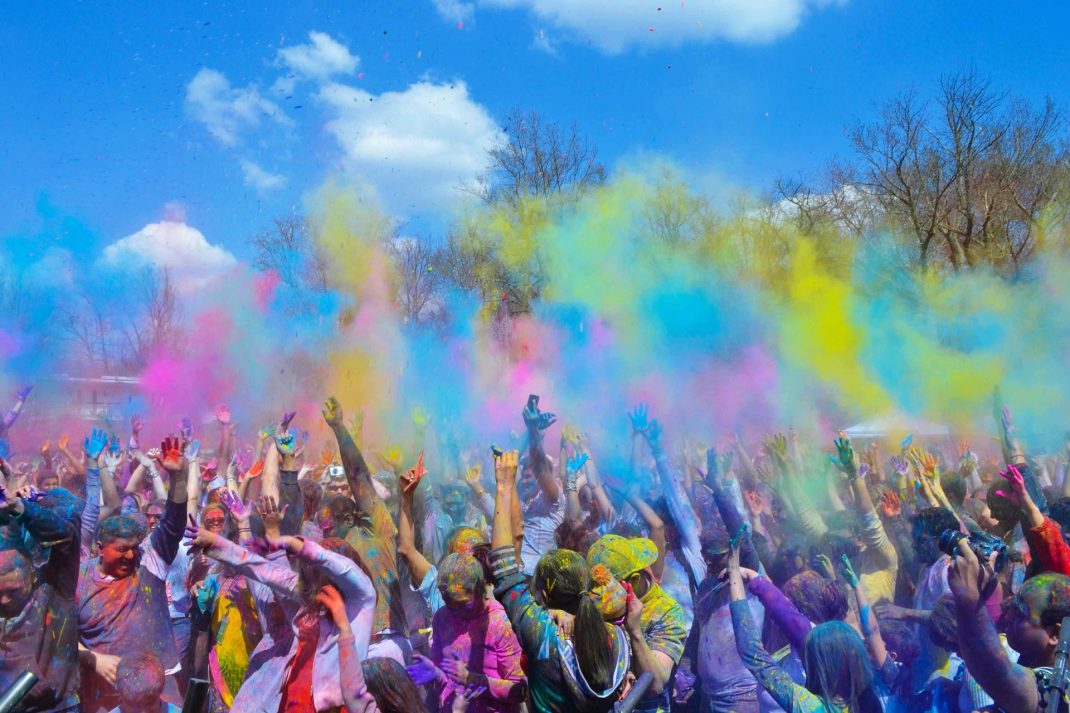 top-ten-places-to-celebrate-holi-in-india-thomas-cook-india-travel-blog-thomas-cook-india