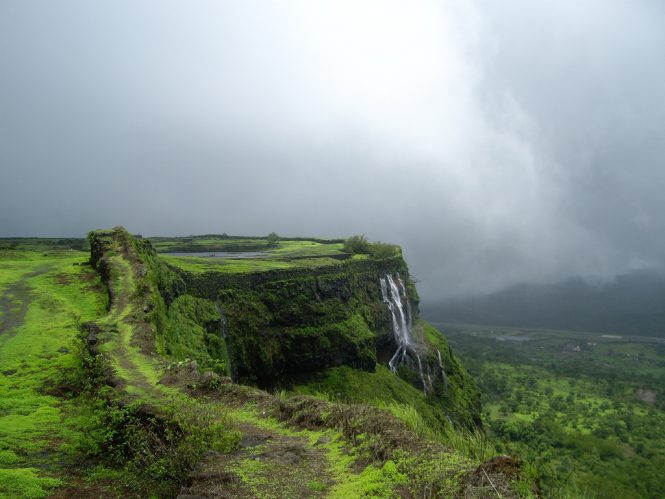 Khandala" #One #Of #The #Beautiful #Hill #Station #In #India .. #Tea2Taxi -  78-78-886-886 - TEA 2 TAXI ( ON DEMAND CAR DRIVER SERVICE )