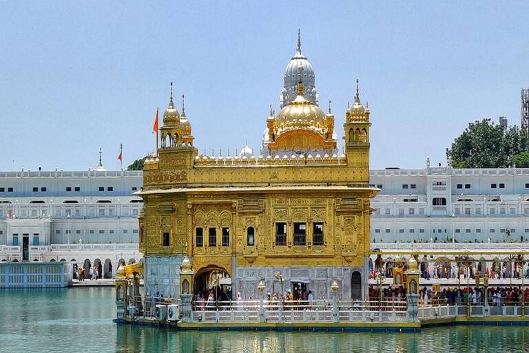 Journey to the Divine: Pilgrimage to the Holy City of Amritsar
